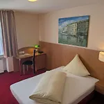 Stadthotel Отель 3*