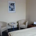 Отель Stadthotel 3*