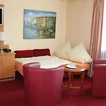 Stadthotel 3* Augsburg