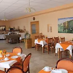 Stadthotel Отель 3*