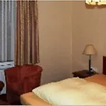 Stadthotel 3*