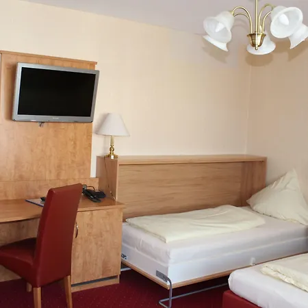 Stadthotel Szálloda 3*