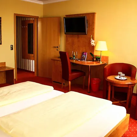 Stadthotel 3*