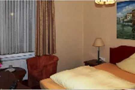 Stadthotel 3*