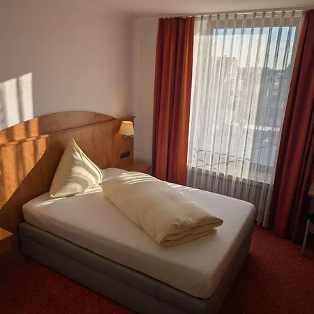 Hotel Stadthotel 3*